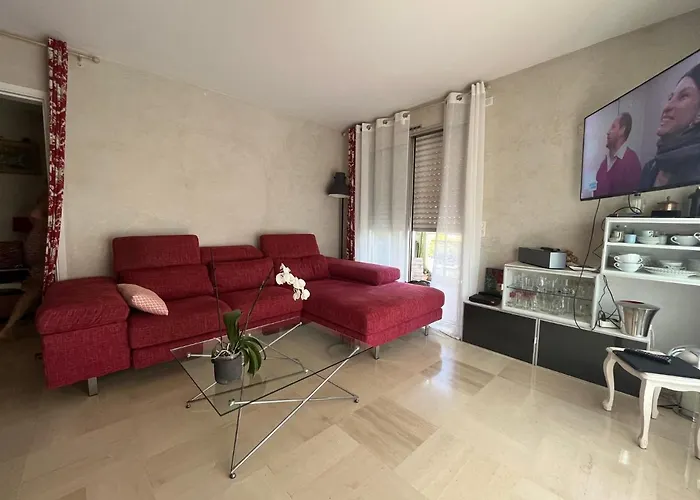 Lägenhet Superbe Avec Piscine Et Tennis