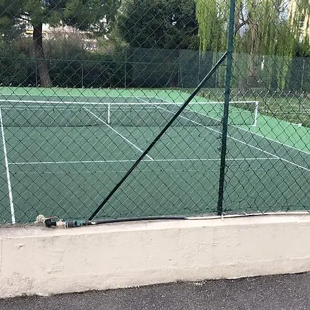 Superbe Avec Piscine Et Tennis Apartment