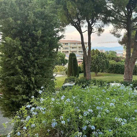 Superbe Avec Piscine Et Tennis Lejlighed