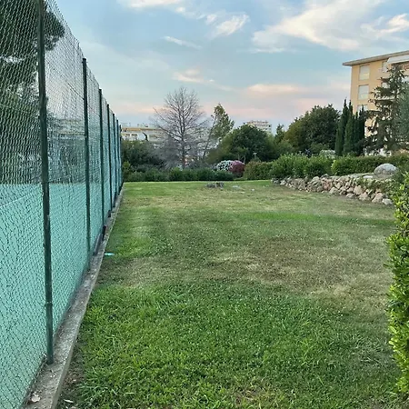 Superbe Avec Piscine Et Tennis *