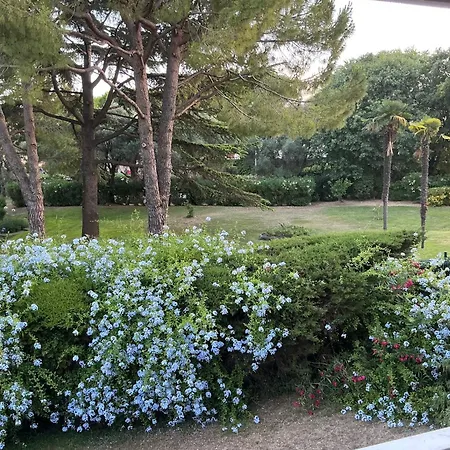 Superbe Avec Piscine Et Tennis *