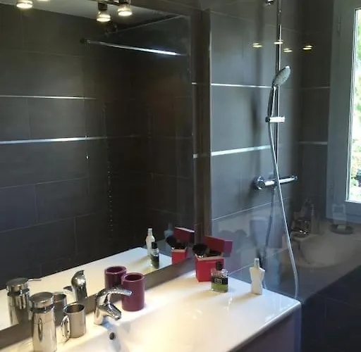 Daire Superbe Avec Piscine Et Tennis